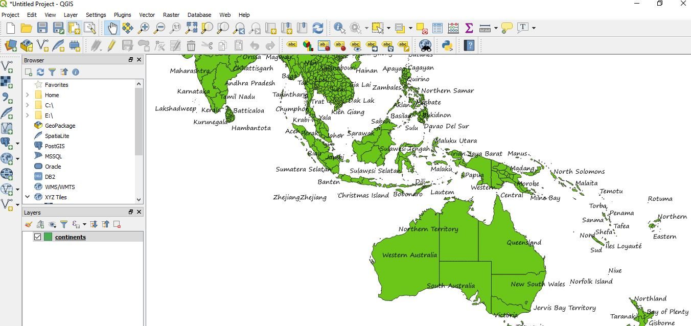 layer labeling in QGIS 3.2.1 - use and change label